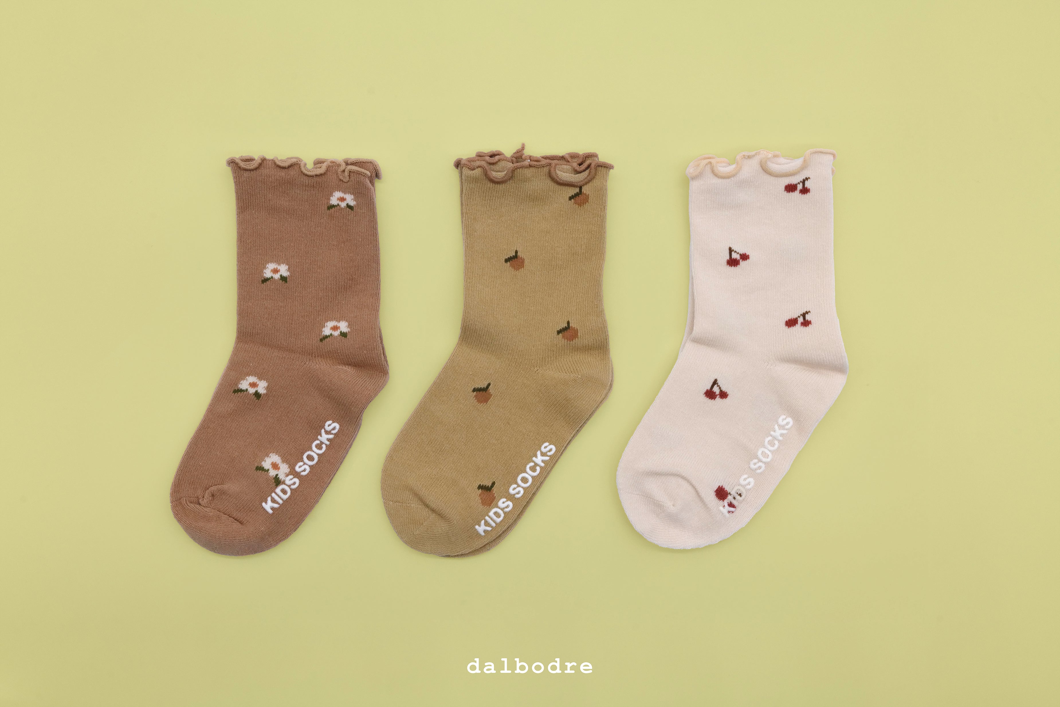 Nature Charm Socks Set of 3