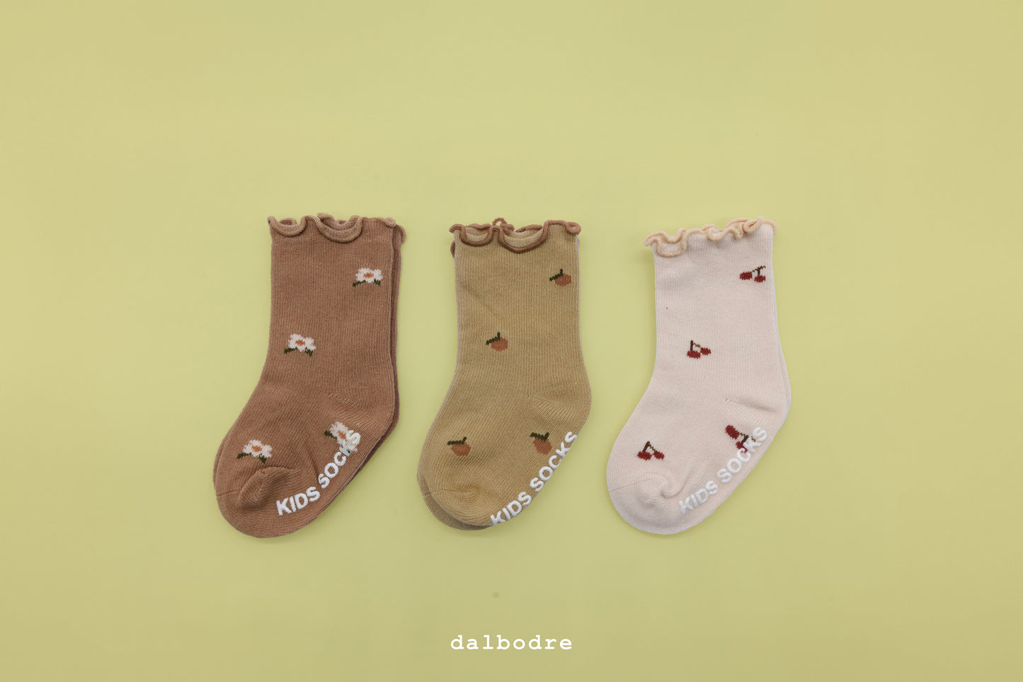 Nature Charm Socks Set of 3