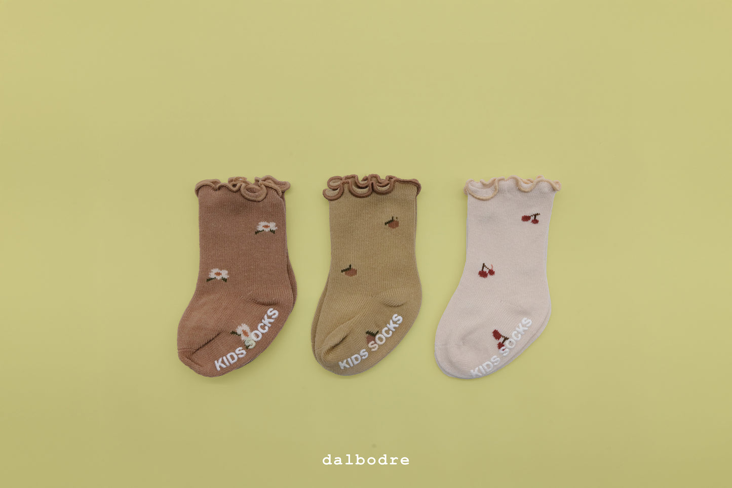 Nature Charm Socks Set of 3